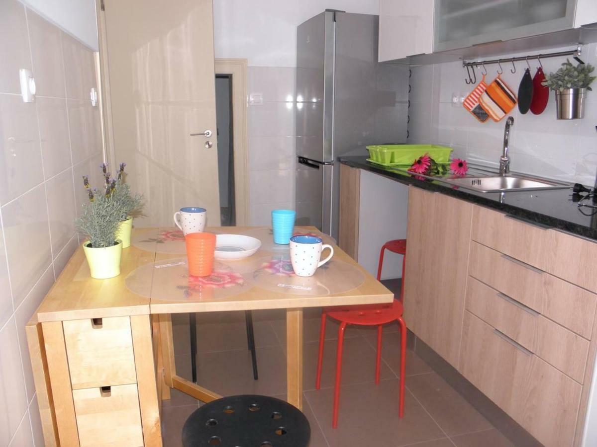 Sunny Orange Garden Apartment In Central Lisbon Exterior photo