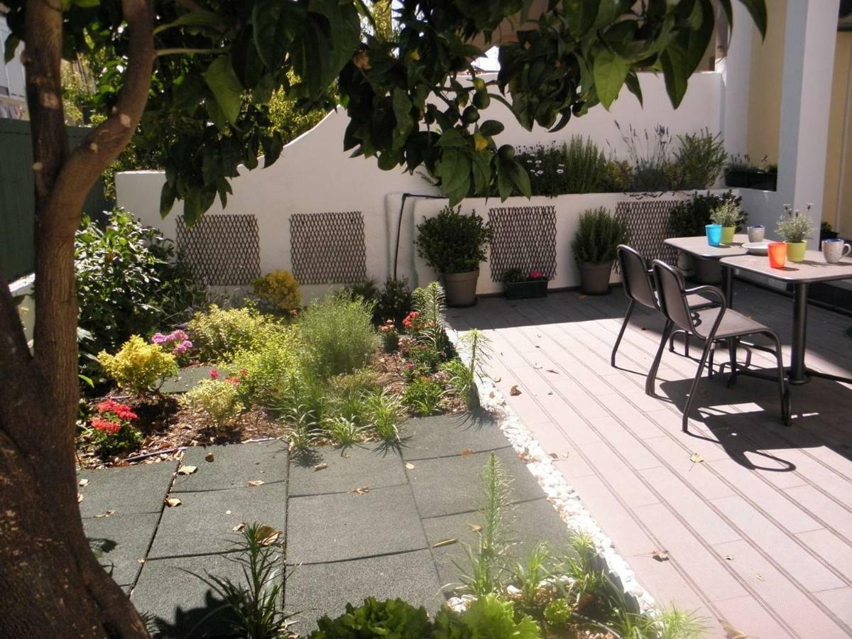 Sunny Orange Garden Apartment In Central Lisbon Exterior photo